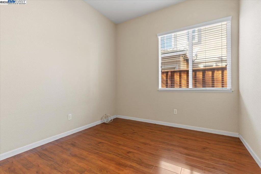 BRENTWOOD - Residential