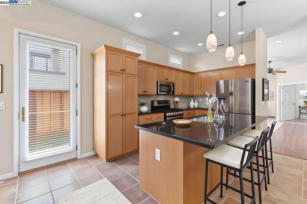 BRENTWOOD - Residential