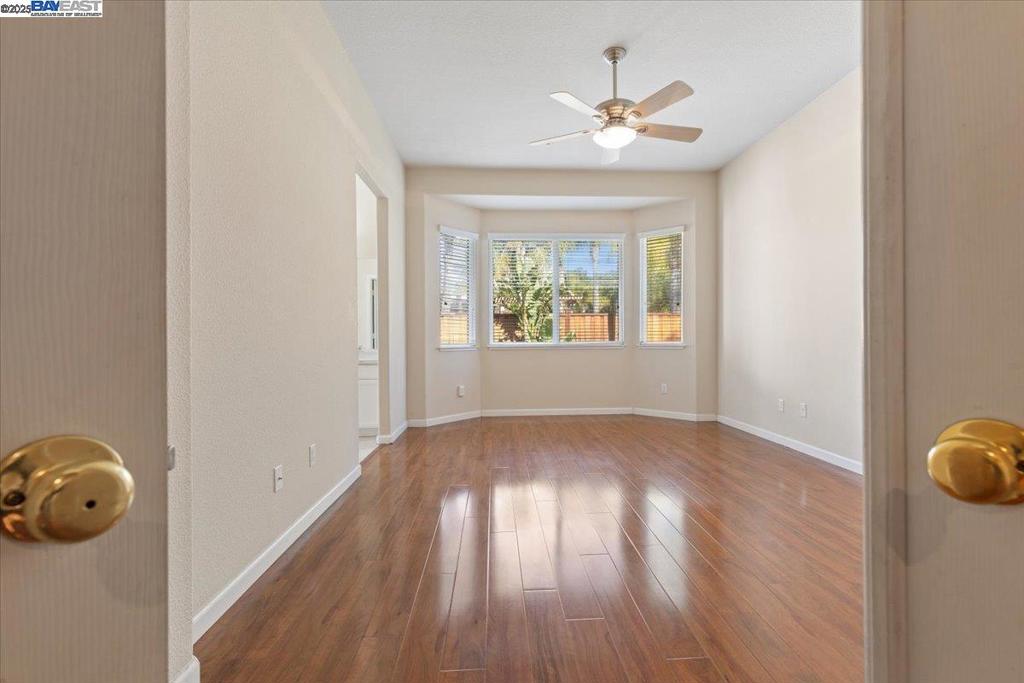 BRENTWOOD - Residential