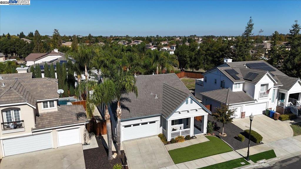 BRENTWOOD - Residential