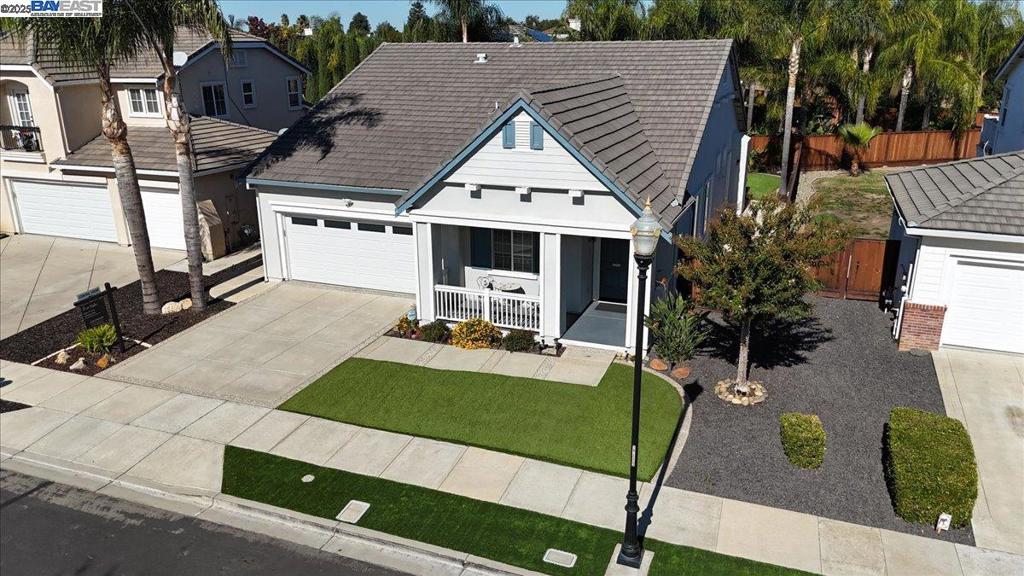 BRENTWOOD - Residential