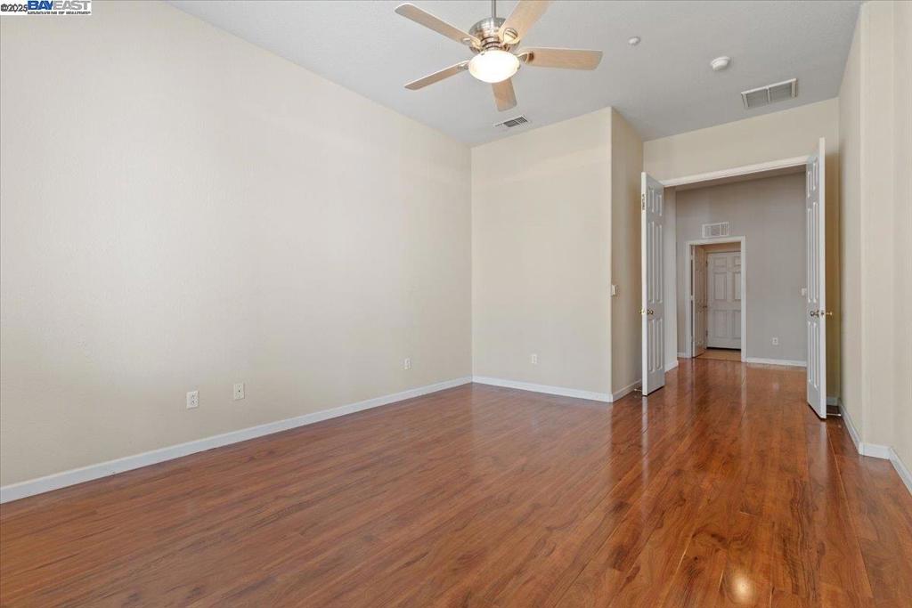 BRENTWOOD - Residential