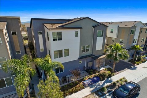 Photo of 319 N Standard Ave, Santa Ana, CA 92701 (MLS # CV26031452)