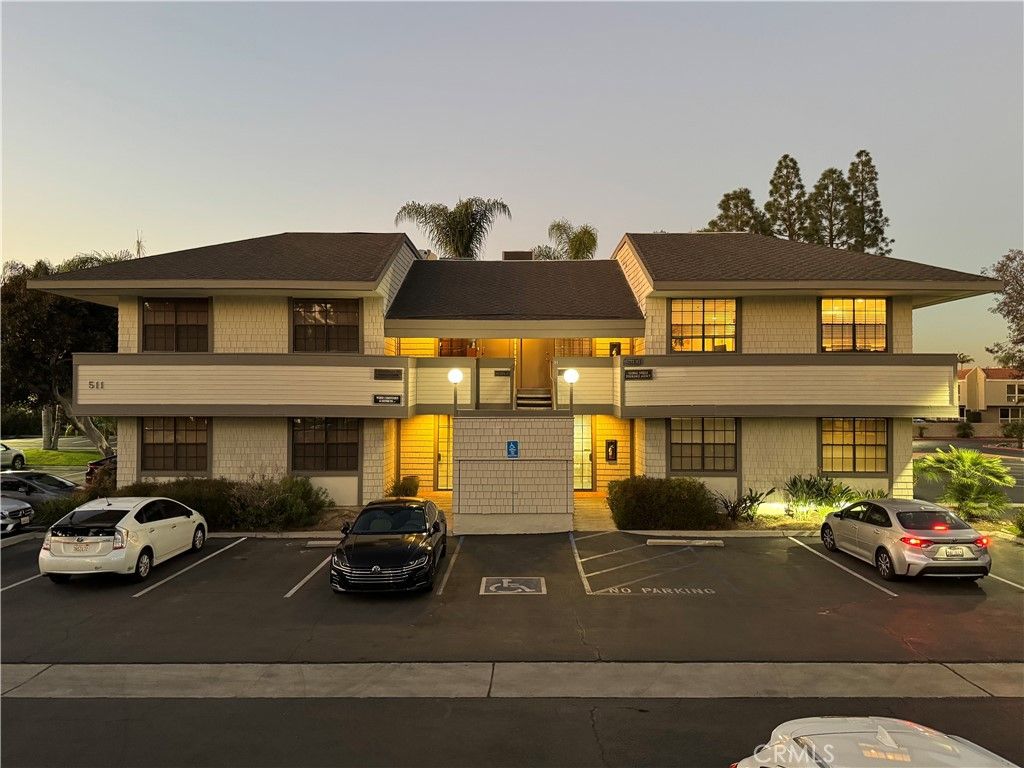 Photo of 511 E 1st St #H, Tustin, CA 92780 (MLS # NP26005157)