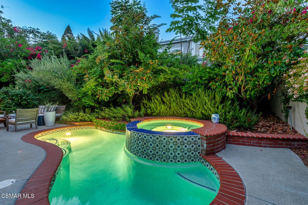 5535 Shadow Canyon Place