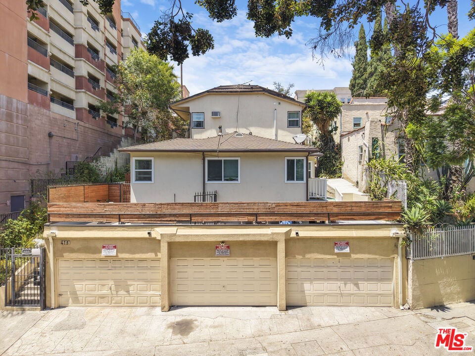 415 Loma Drive