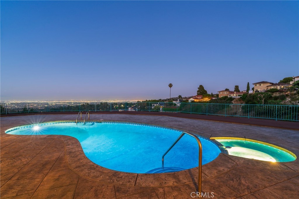 27138 Diamondhead Lane