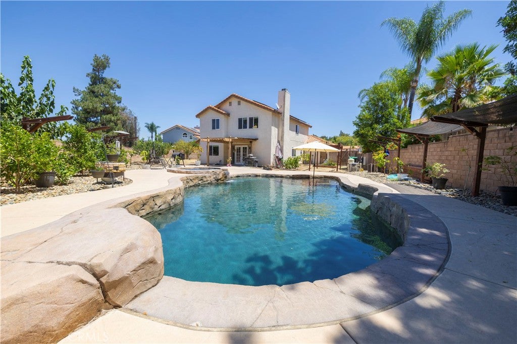 40299 Atmore Court