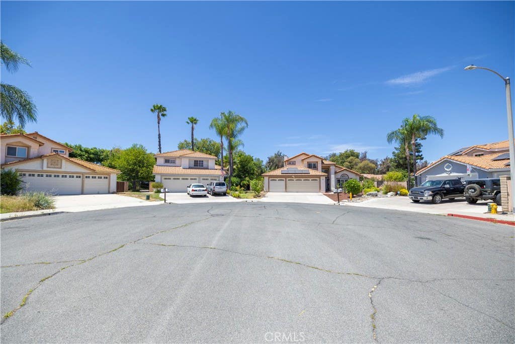 Photo of 40299 Atmore Court, Temecula, CA 92591 (MLS # SW26157445)