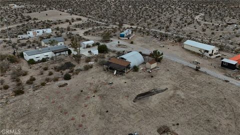Photo of 7535 Camp Rock Rd, Lucerne Valley, CA 92356 (MLS # HD25263043)