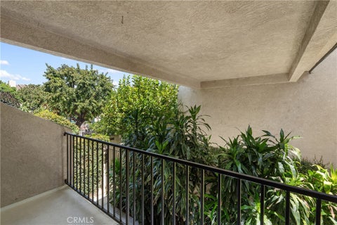 Tiny photo for 7137 Shoup Ave #39, West Hills, CA 91307 (MLS # SR26220382)
