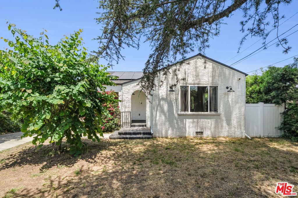 8943 Newby Avenue