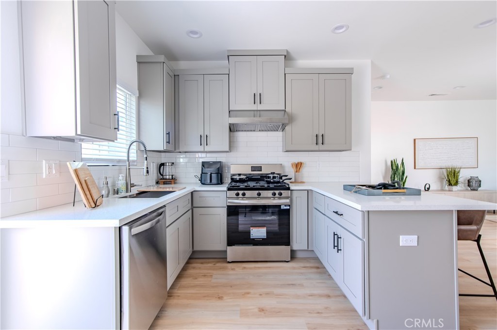 11085 Iris Drive