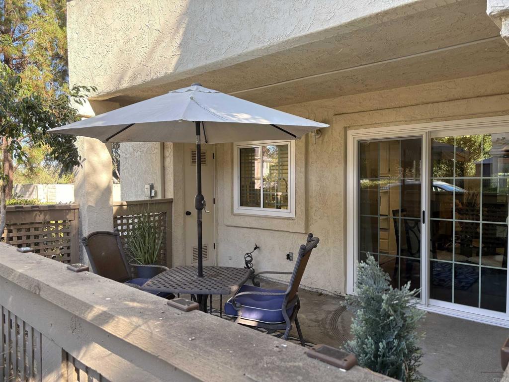 Properties 2 1050 La Tortuga Drive 5