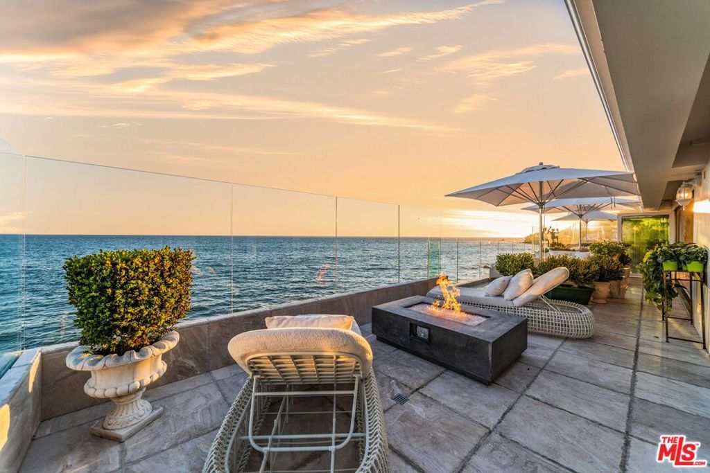 Photo of 19620 Pacific Coast Highway, Malibu, CA 90265 (MLS # 25609797)