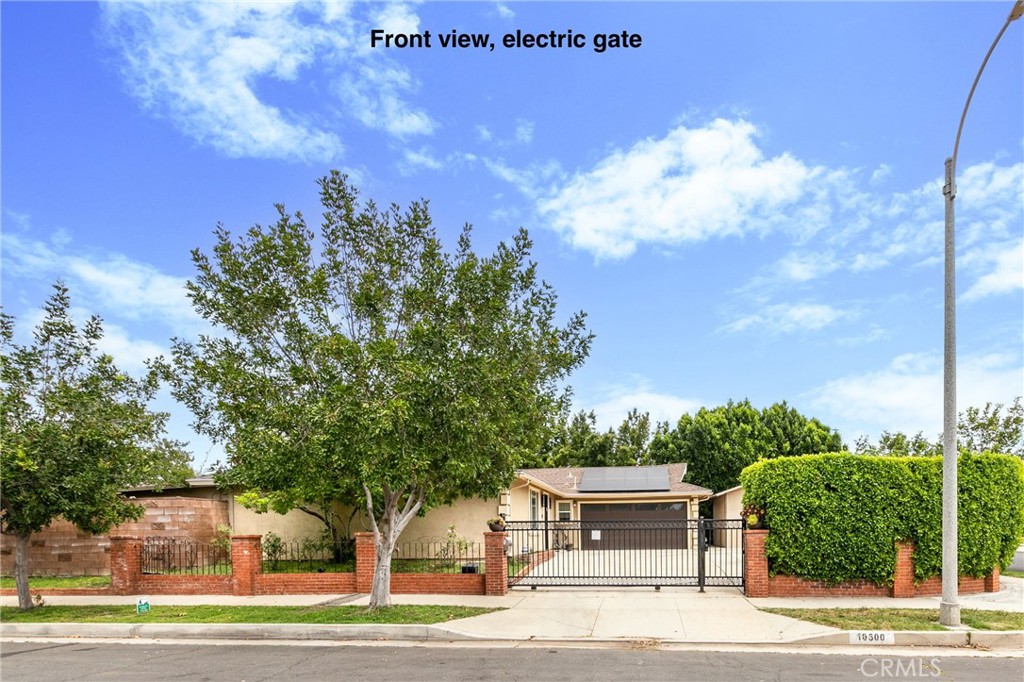 OPEN HOUSE SATURDAY 8/16 AND SUNDAY 8/17 FROM 1:00 TO 4:00 PM
Just move into this beautiful pride of ownership 3 brms 2 baths one level home with large family/sunroom for the total actual sq footage of approx 1719 sq ft. Raised ceiling to 9' feet in the LR, dining area and kitchen, skylights and recessed lights. European kitchen cabinets, granite counters, breakfast bar.
Crown moldings, recessed lights throughout. All new windows, AC with WIFI thermostat, solar panels with remaining prepaid for apprx 10 years, new interior doors as well as an entry door. Master with walk-in custom closet and dressing area. Both bathrooms are completely remodeled, with walk-in showers and European fixtures and cabinetry. House provides plenty of closets and storage space. Large private entertaining back yard with room for pool, BBQ, huge patio cover with lights and ceiling fans, gas firepit table & chairs, fruit trees. Attached 2 car garage with attic and pull down ladder, built shelving. Custom built shed which can be used for storage, gym, home office, etc. Sale includes washer/dryer, BBQ, firepit table with chairs.
Property is gated, electric gate, large driveway for room to park RV and/or boat. MOTIVATED SELLER. Easy to show, someone is always home.
Five large homes under construction across the street.
Very popular private school in the area - Sierra canyon school