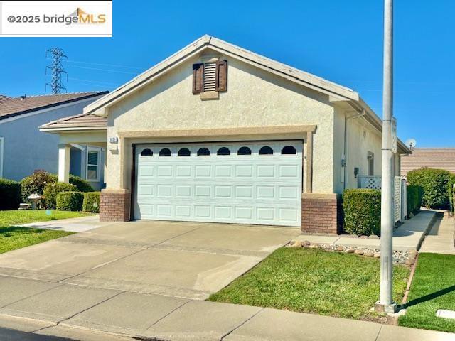 SUMMERET4 - Residential Lease