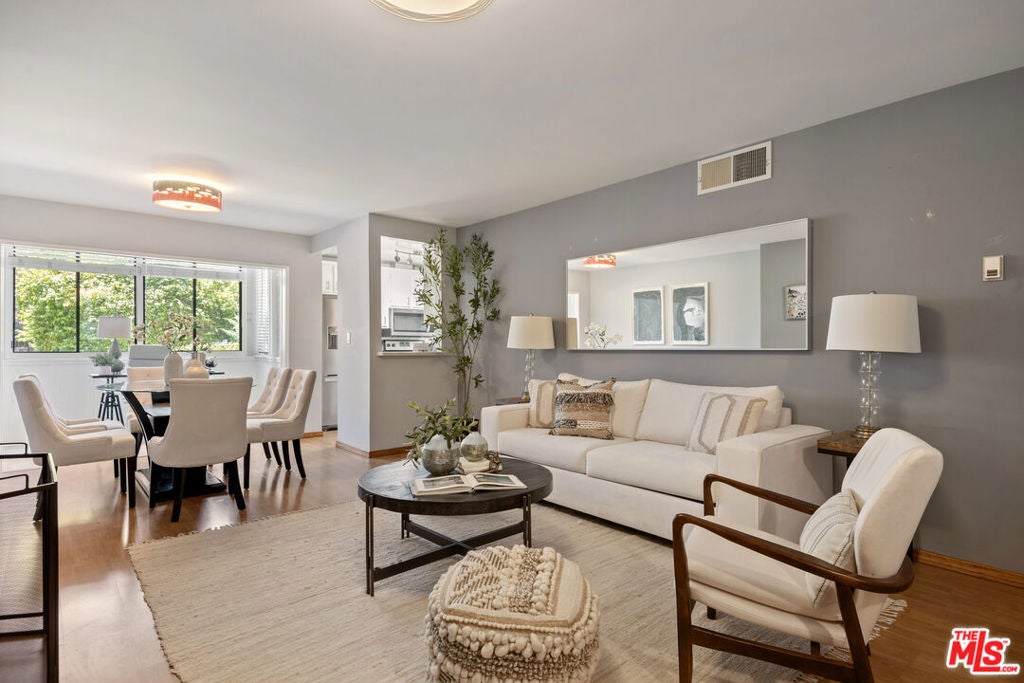 13102 Summertime Lane, Culver City CA 90230