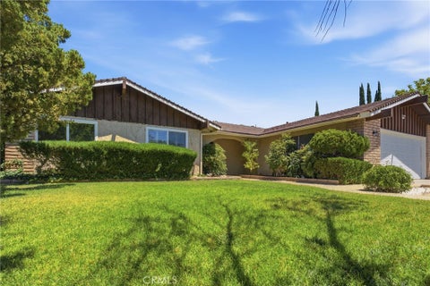 Photo of 44050 27th ST W, Lancaster, CA 93536 (MLS # SR26132292)