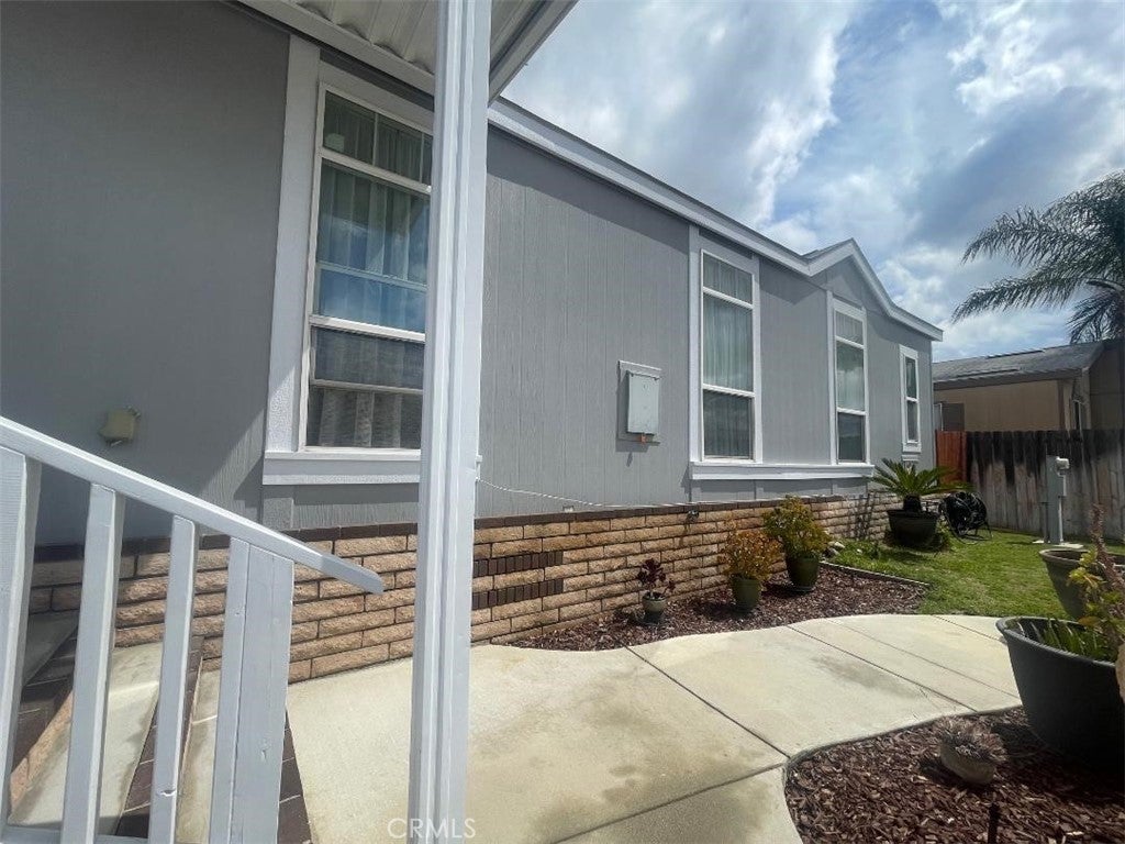17333 Valley 71E