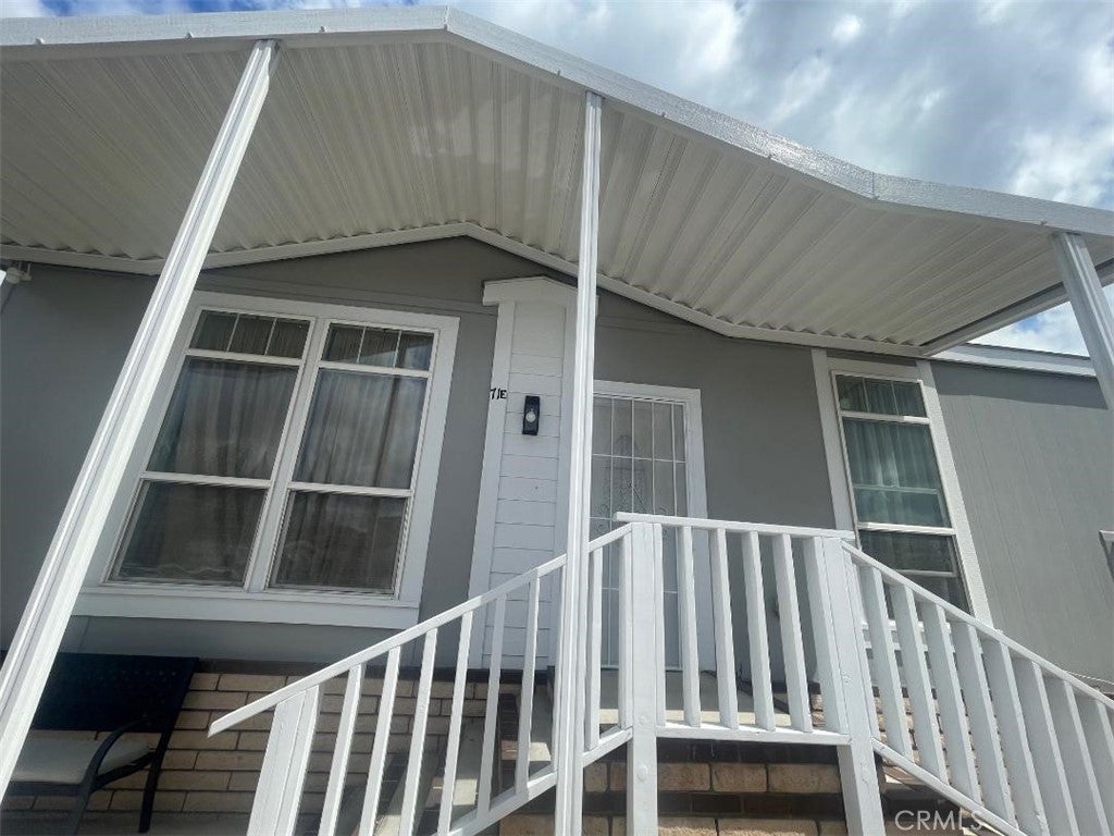 17333 Valley 71E