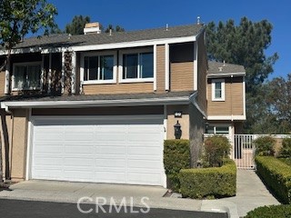 Welcome to Glenwood Park full of wonderful amenities! Including this ideally located & freshly painted end-unit Townhome of approx 1,367sf with 3 bedrooms and 2 1/2 baths, Living Room w Fireplace, Formal Dining Area, Kitchen w Stainless Steel Refrigerator, Stove/Oven/ Microwave and Dishwasher, Double Attached garage. This lot is the largest or one of the largest in the community along with a rear patio area off the kitchen. Come and see it now as it won't last long!