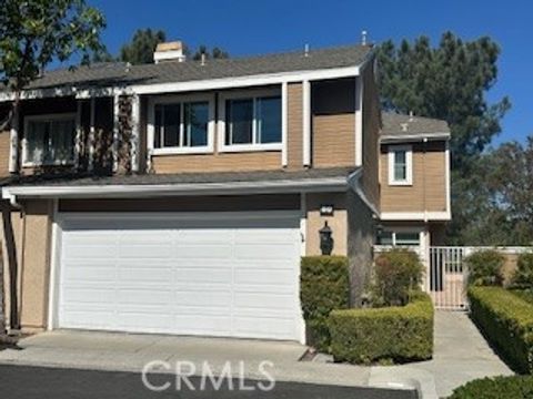 80 Meadowood Aliso Viejo CA 92656