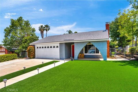 Photo of 2393 Mesquite Lane, Corona, CA 92882 (MLS # SW26091524)
