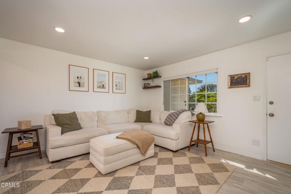 894 Barton Avenue