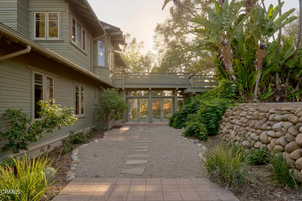 Ventura, California 93003, United States, 5 Bedrooms Bedrooms, ,5 BathroomsBathrooms,Residential,Active,105526