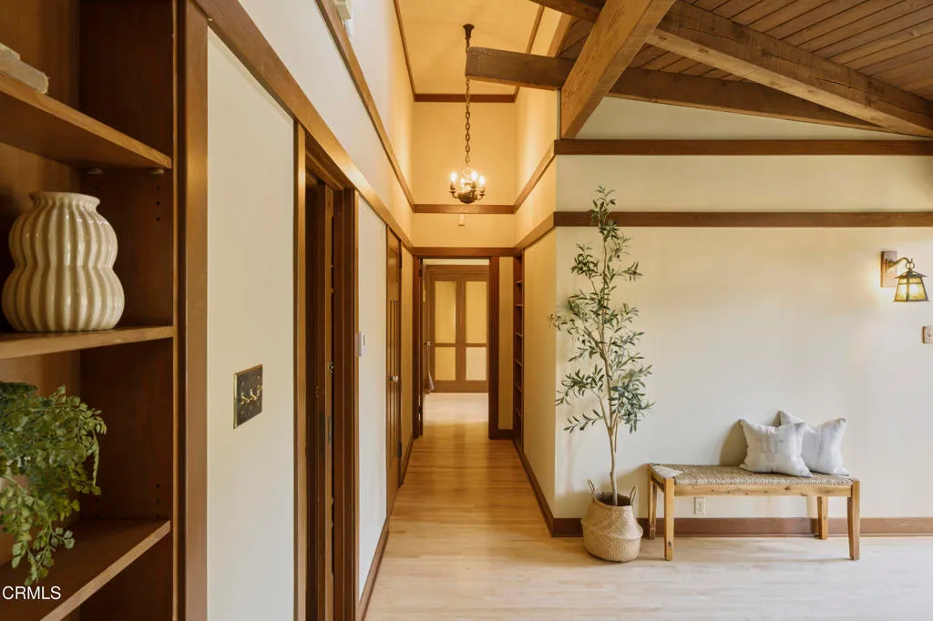 Ventura, California 93003, United States, 5 Bedrooms Bedrooms, ,5 BathroomsBathrooms,Residential,Active,105526