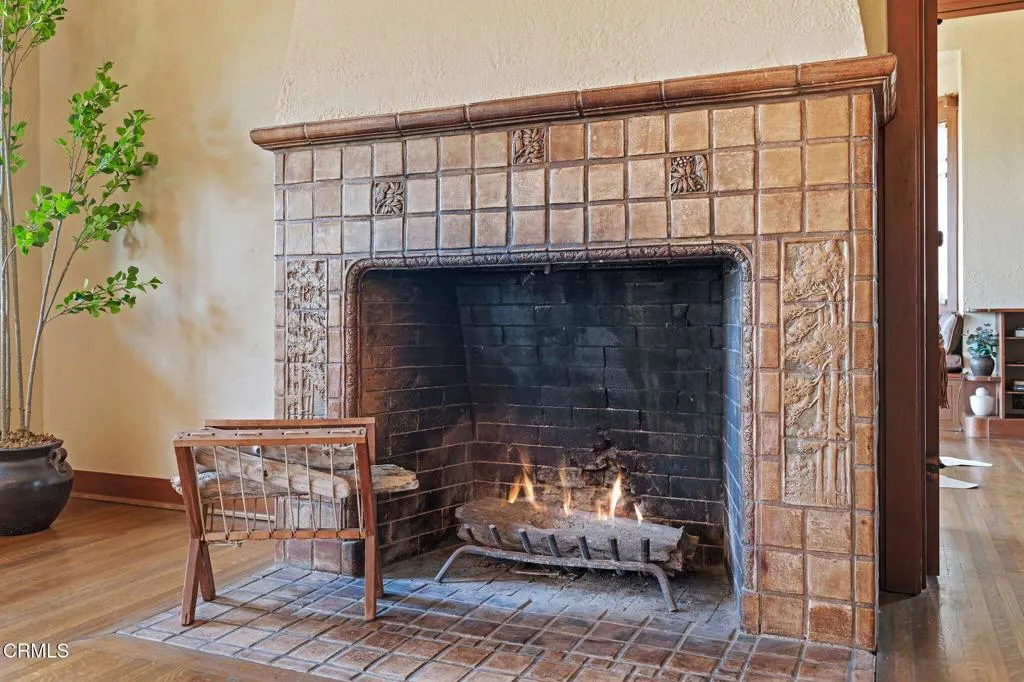 Ventura, California 93003, United States, 5 Bedrooms Bedrooms, ,5 BathroomsBathrooms,Residential,Active,105526