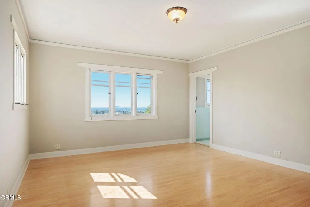 Ventura, California 93003, United States, 5 Bedrooms Bedrooms, ,5 BathroomsBathrooms,Residential,Active,105526