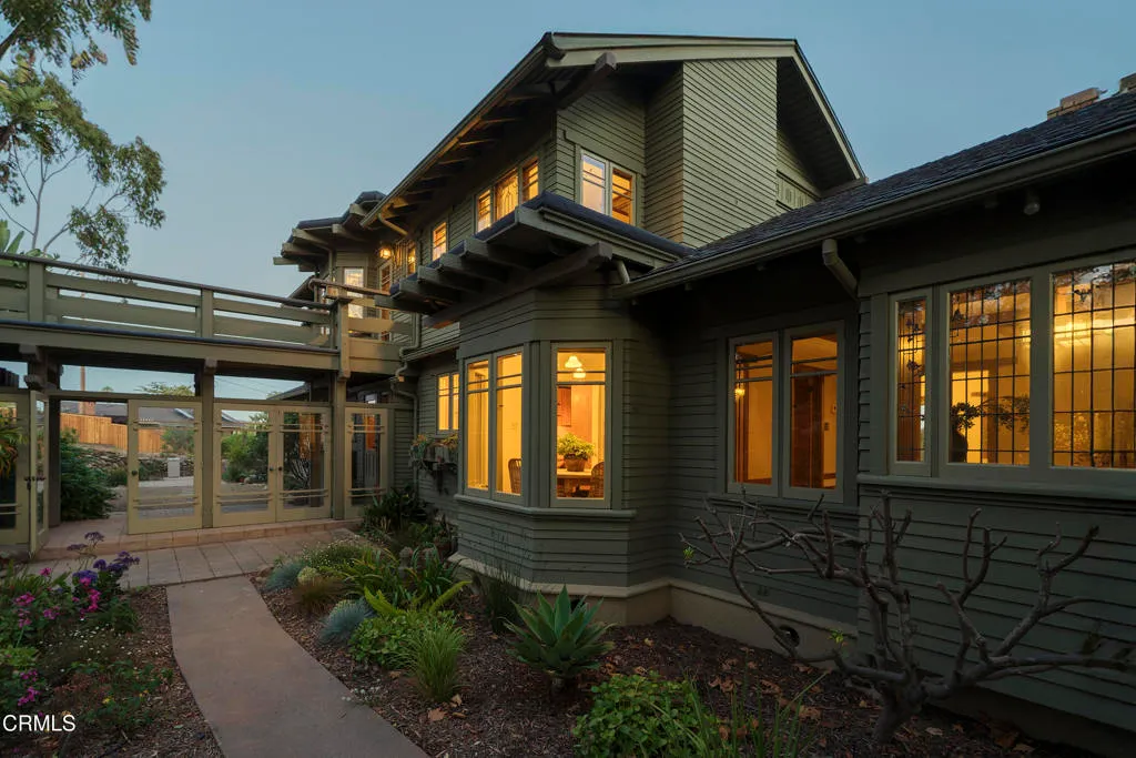 Ventura, California 93003, United States, 5 Bedrooms Bedrooms, ,5 BathroomsBathrooms,Residential,Active,105526