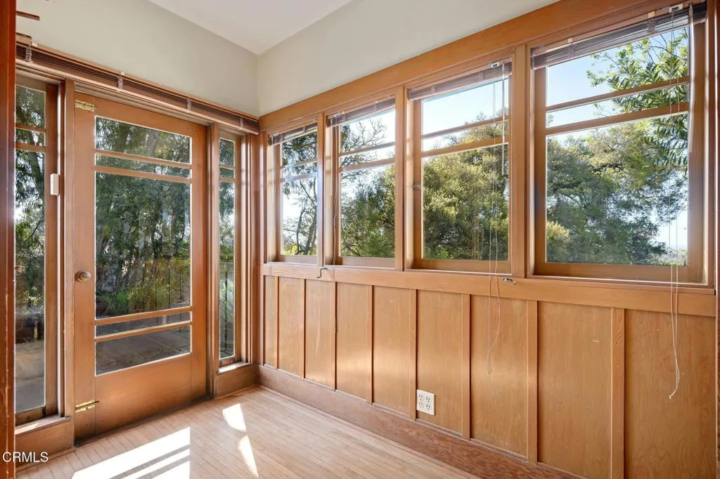 Ventura, California 93003, United States, 5 Bedrooms Bedrooms, ,5 BathroomsBathrooms,Residential,Active,105526