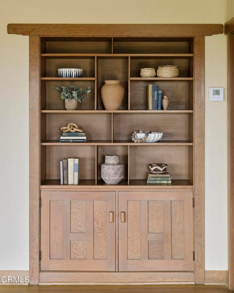 Ventura, California 93003, United States, 5 Bedrooms Bedrooms, ,5 BathroomsBathrooms,Residential,Active,105526