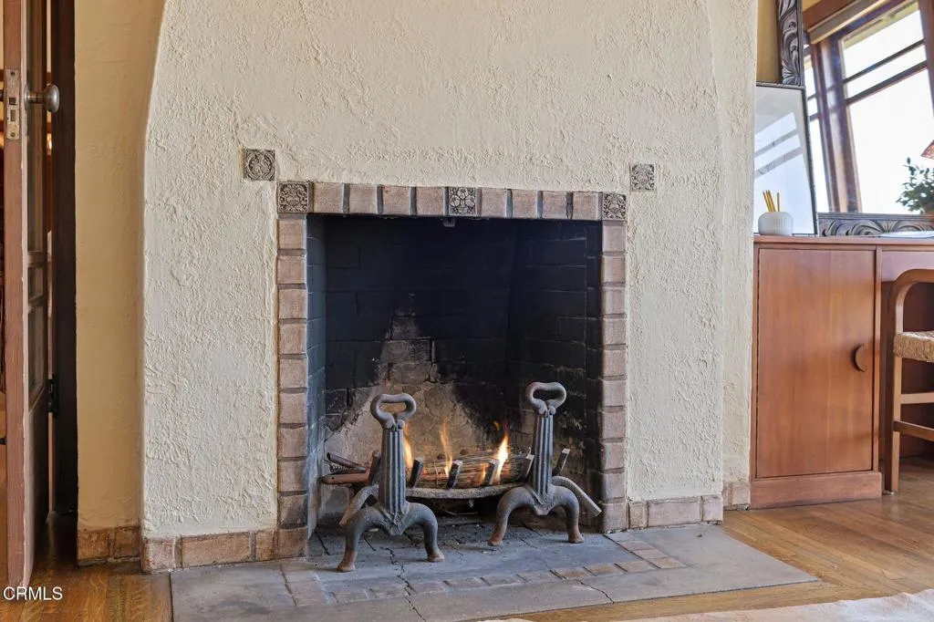 Ventura, California 93003, United States, 5 Bedrooms Bedrooms, ,5 BathroomsBathrooms,Residential,Active,105526