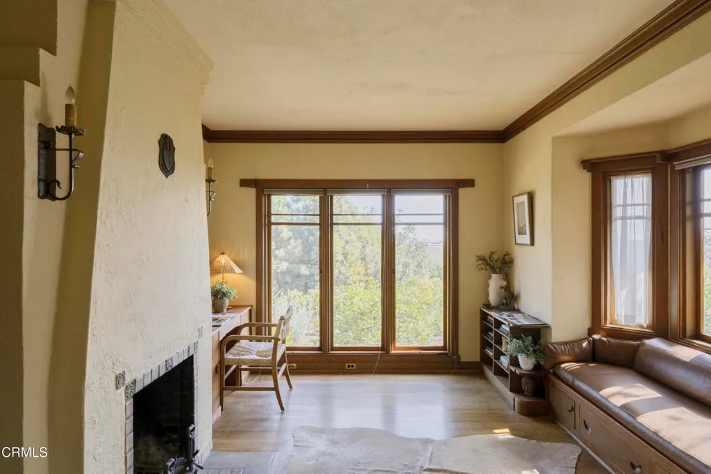 Ventura, California 93003, United States, 5 Bedrooms Bedrooms, ,5 BathroomsBathrooms,Residential,Active,105526