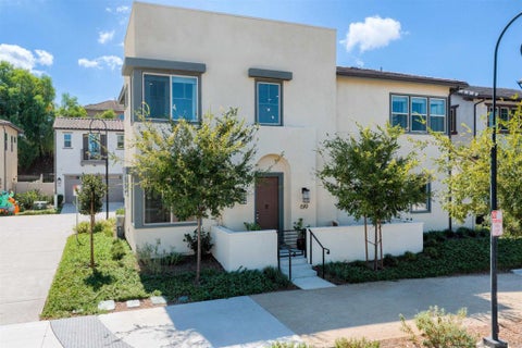 Photo of 619 Townsend Way WAY, San Marcos, CA 92078 (MLS # 260023722SD)