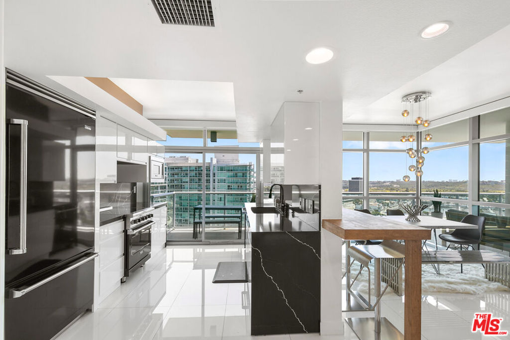Properties 3 13700 Marina Pointe Drive 1701