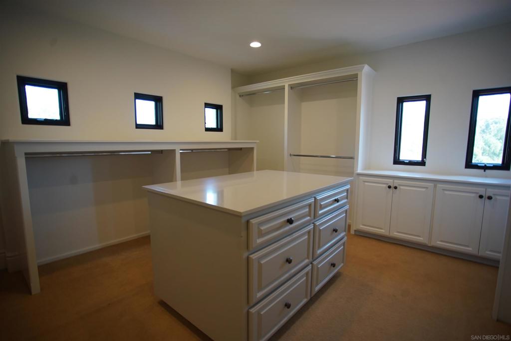 Rancho Santa Fe - Residential