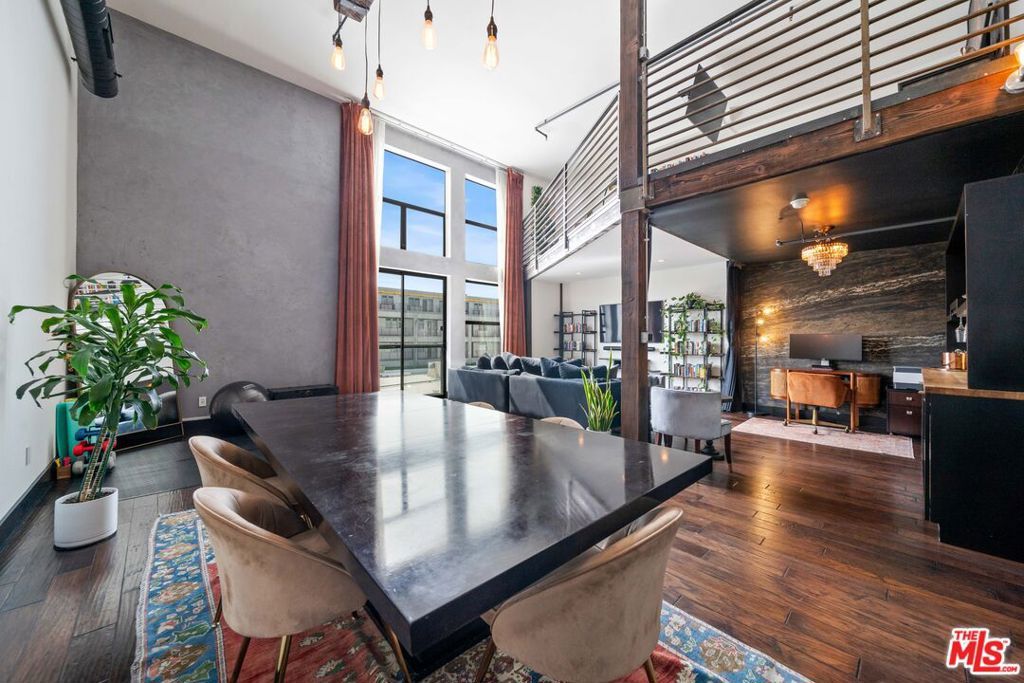 Photo of 4115 Glencoe Avenue #302, Marina Del Rey, CA 90292 (MLS # 26645009)