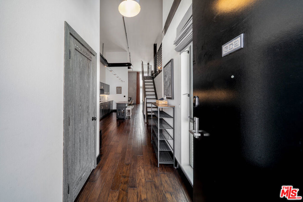 4115 Glencoe Avenue 302