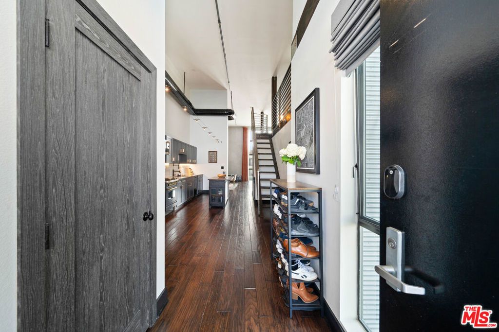 Photo of 4115 Glencoe Avenue #302, Marina Del Rey, CA 90292 (MLS # 26645009)