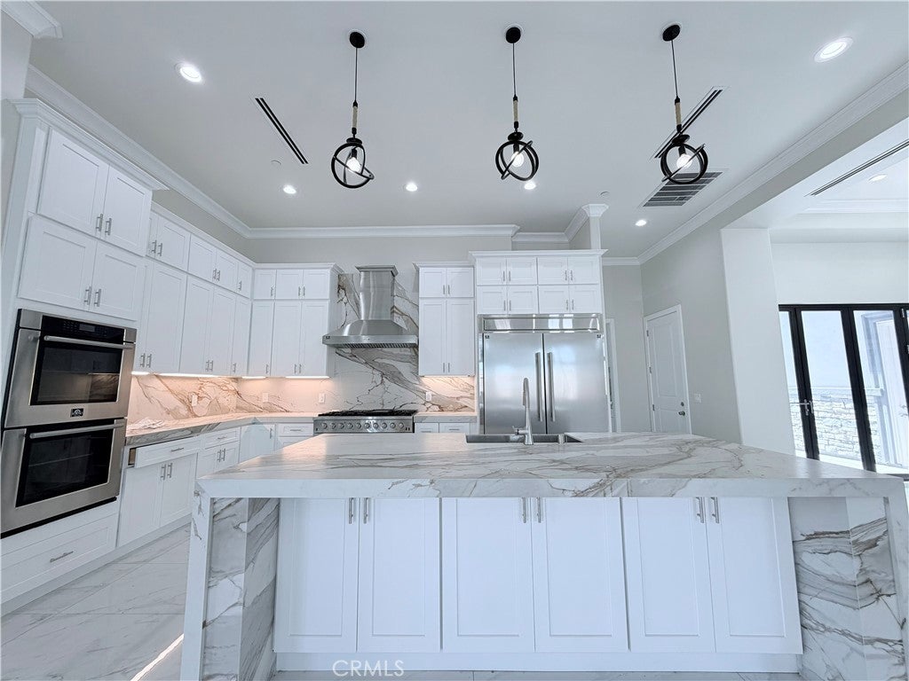 13725 Copley