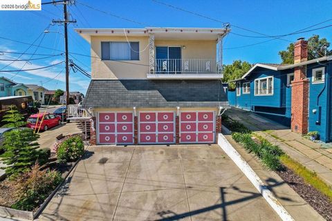 Photo of 3601 Lincoln Ave Ave, Oakland, CA 94602 (MLS # 41127422)