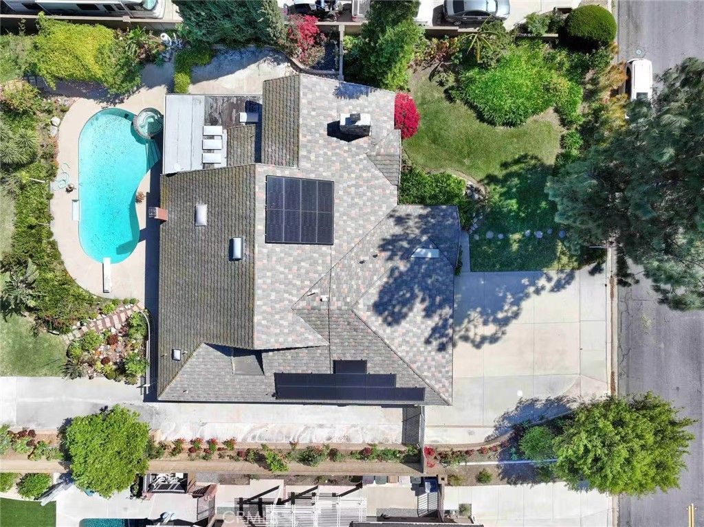 Photo of 17021 Rosebud Dr, Yorba Linda, CA 92886 (MLS # AR26070880)