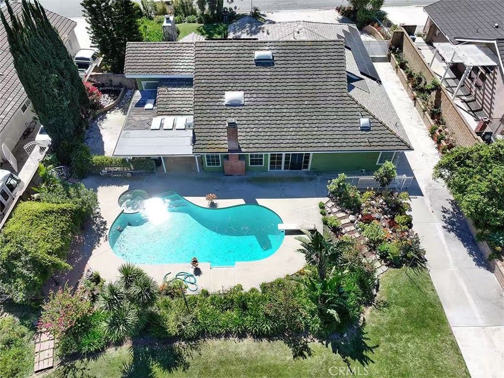 Photo of 17021 Rosebud Dr, Yorba Linda, CA 92886 (MLS # AR26070880)