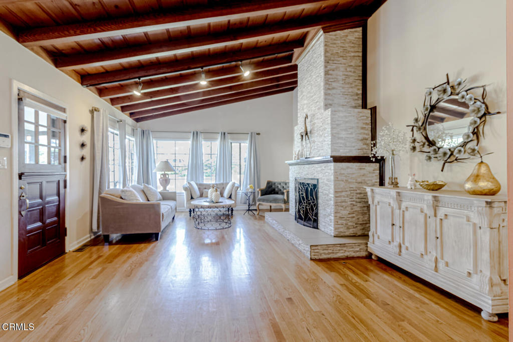 Properties 3 2920 Fairmount Avenue