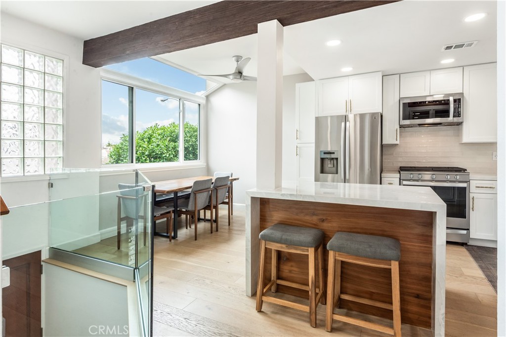 501 Herondo Street 59